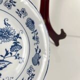 4 bowls / small dishes with blue onion pattern