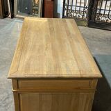 Flat oak desk