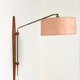 Lampe murale danoise réglable en teck et laiton du milieu du siècle, 1958