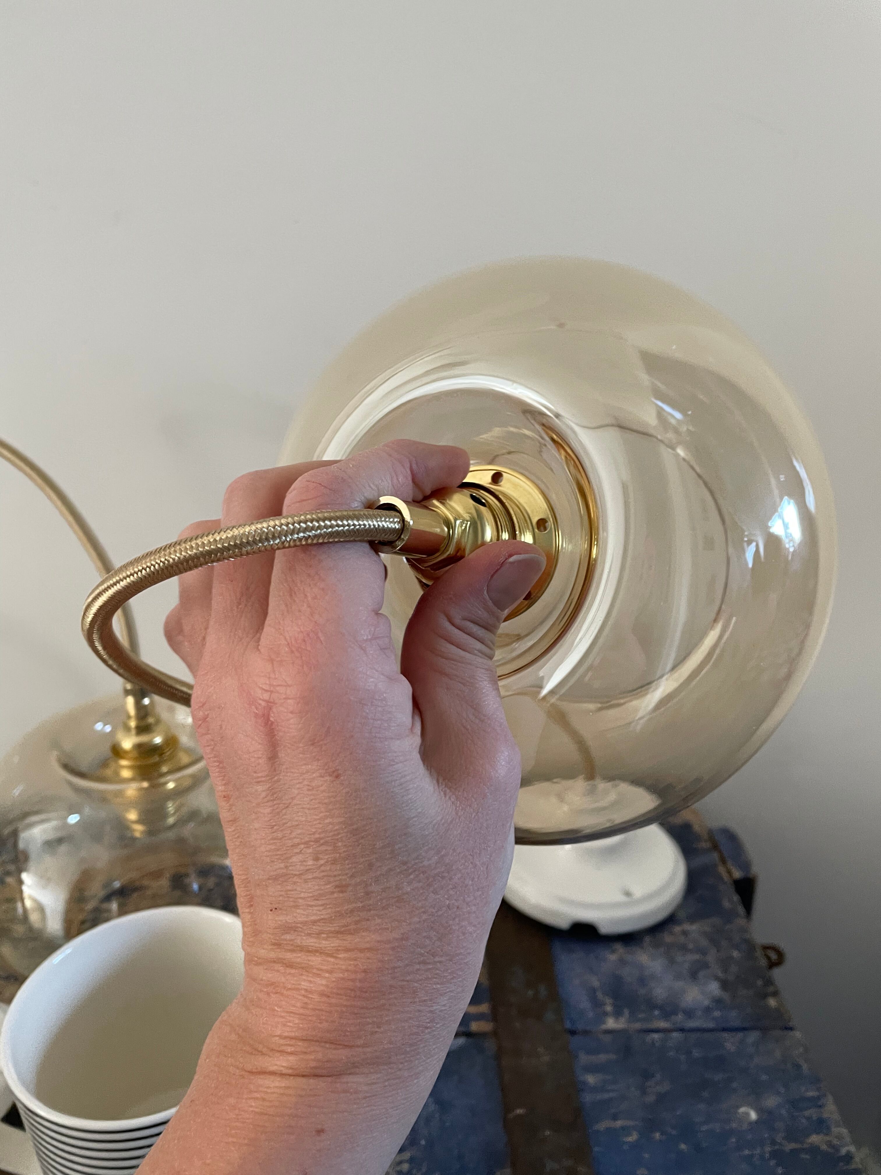 Set of three glass hanging lamps