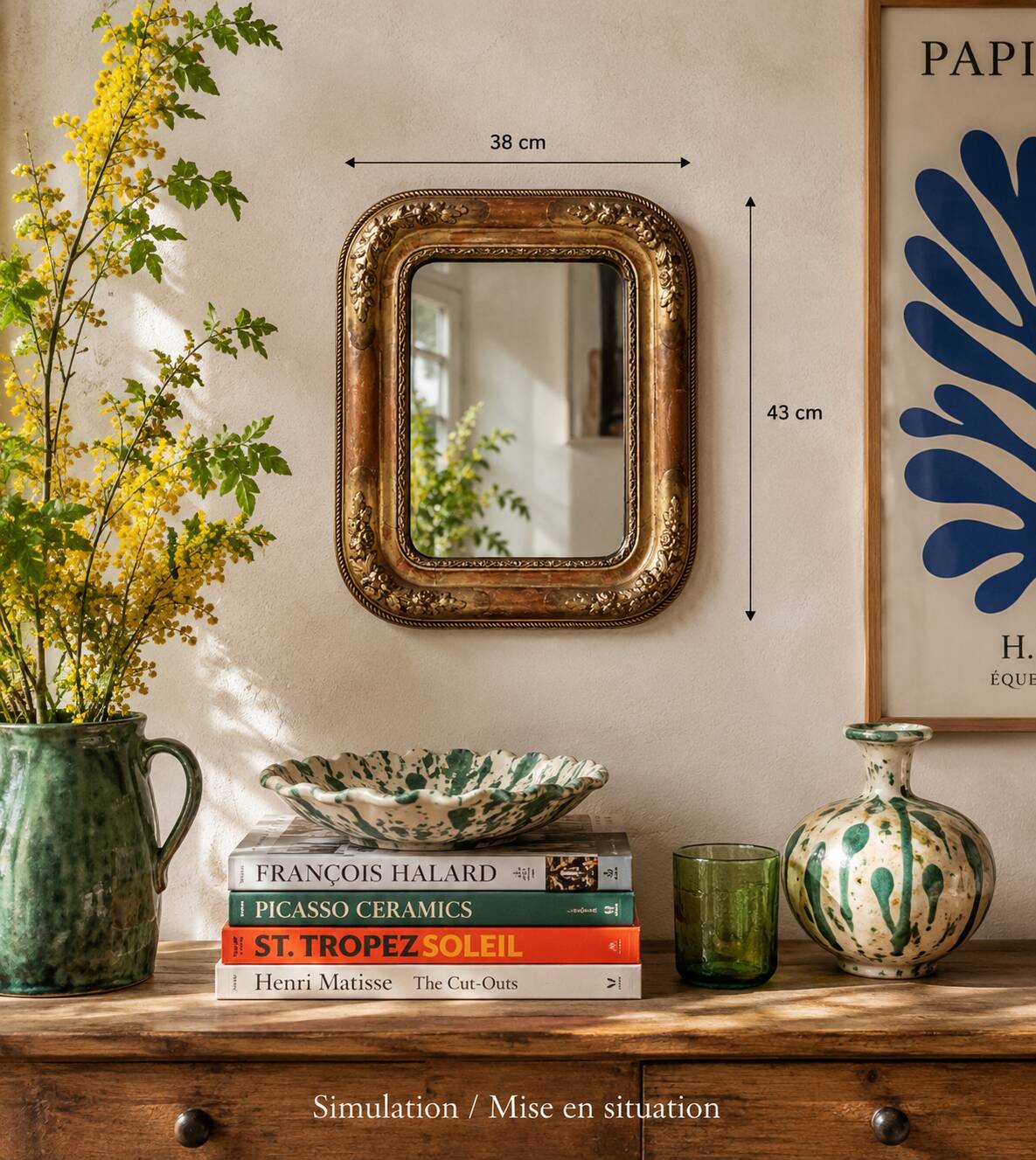 Miroir Louis-Philippe en bois et stuc doré à décor floral, XIXe, 43 x 38 cm