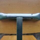 Swivel workshop chair