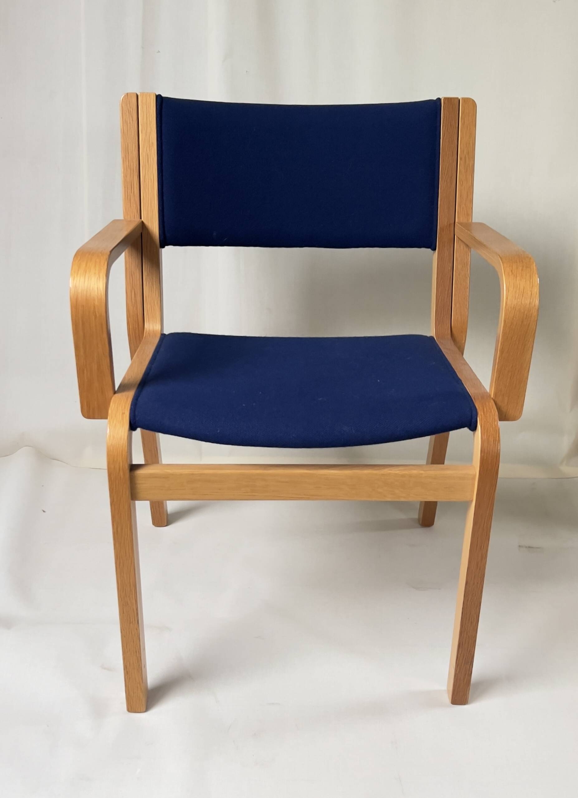 Chaises Mid-Century bleues Magnus Olesen