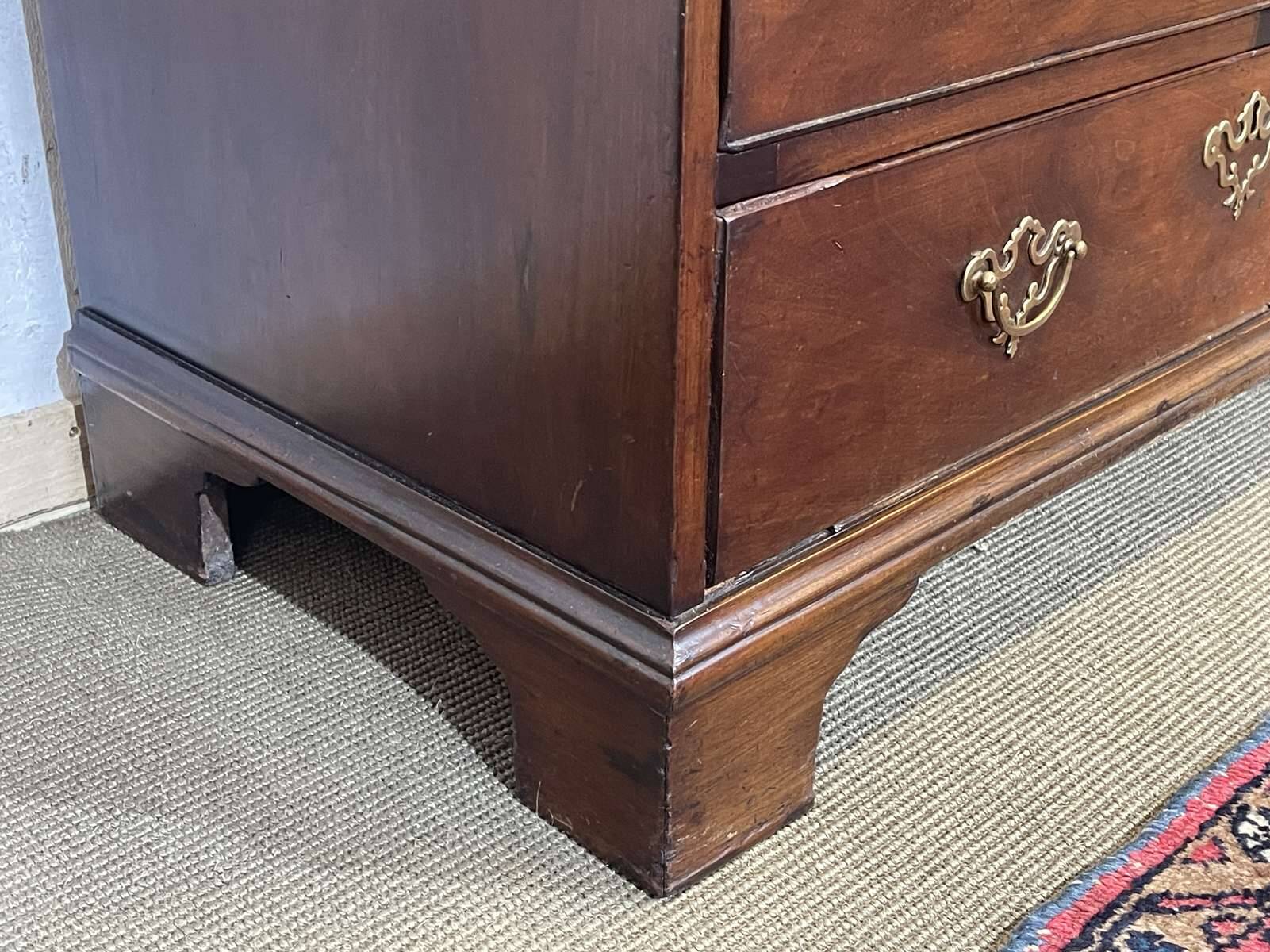 English Georgian donkey desk from the 19th century, mahogany and oak.