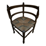 Chaise en bois ancien