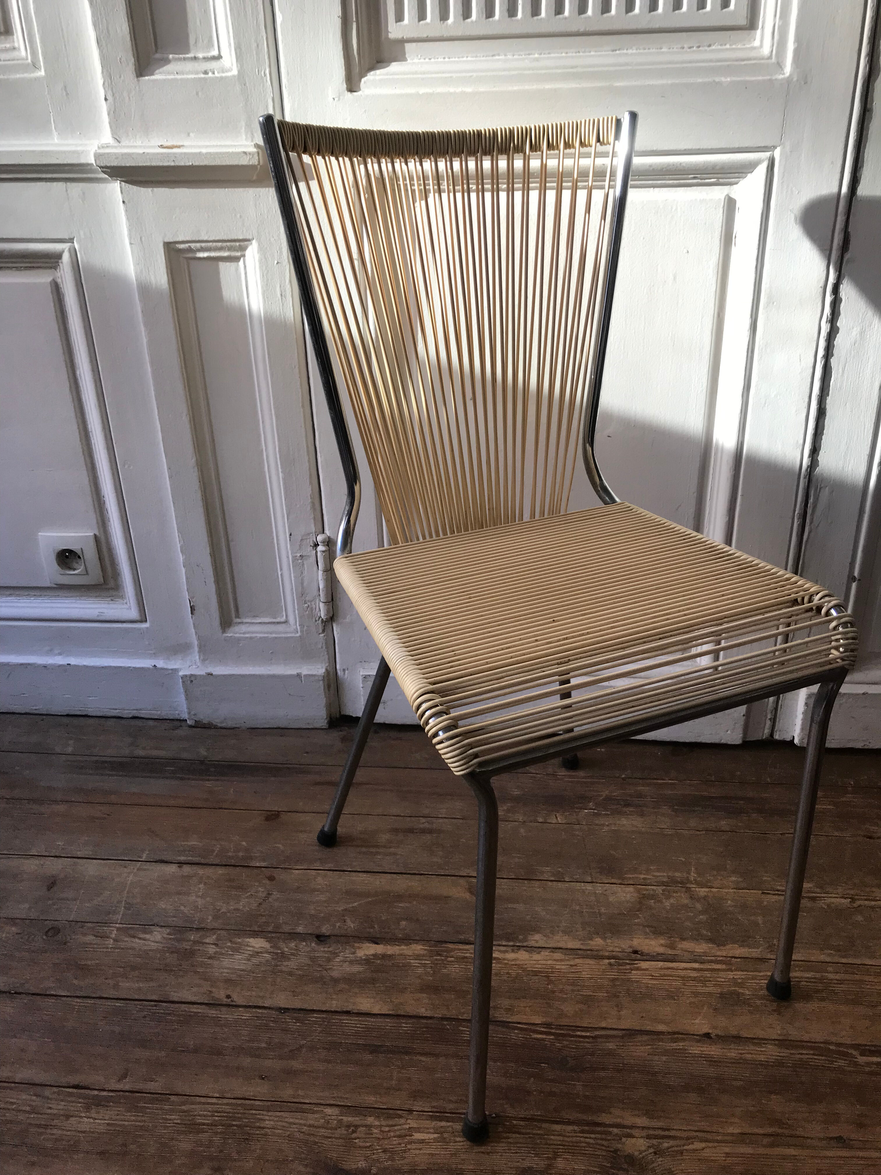 Chaise scoubidou vintage