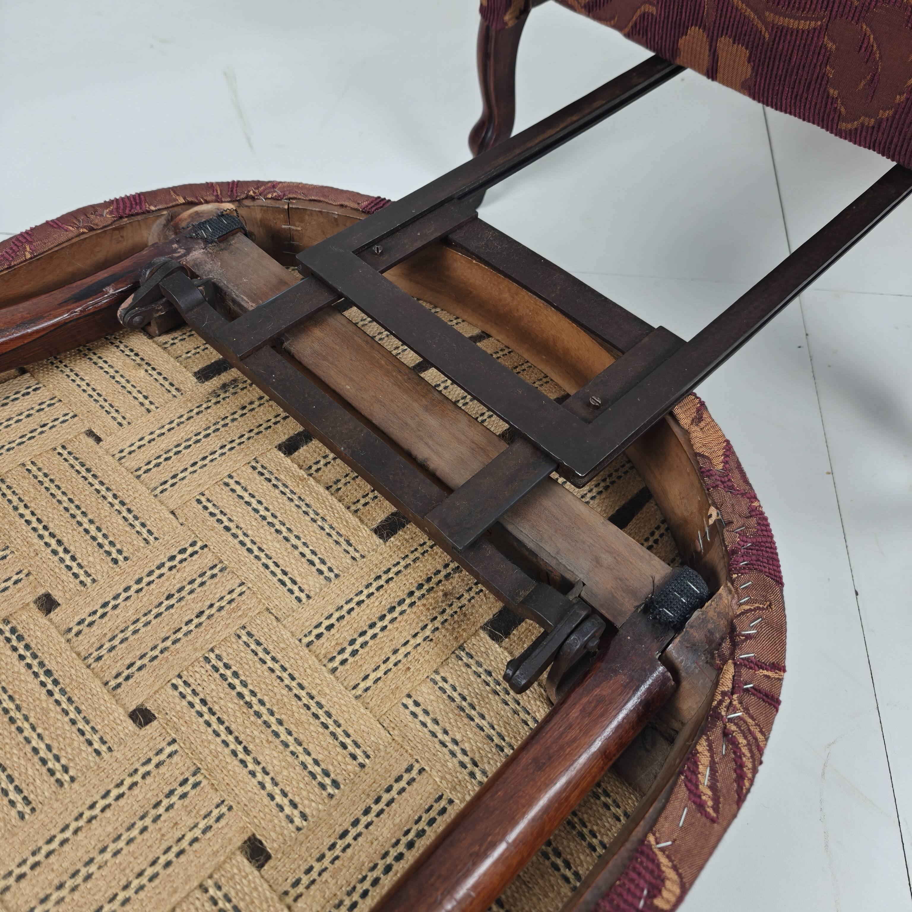 Early 20th-Century Adjustable Reclining Armchair by Drevette L.M., circa 19