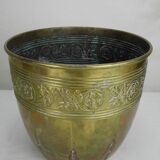 Ancien cache-pot en laiton doré