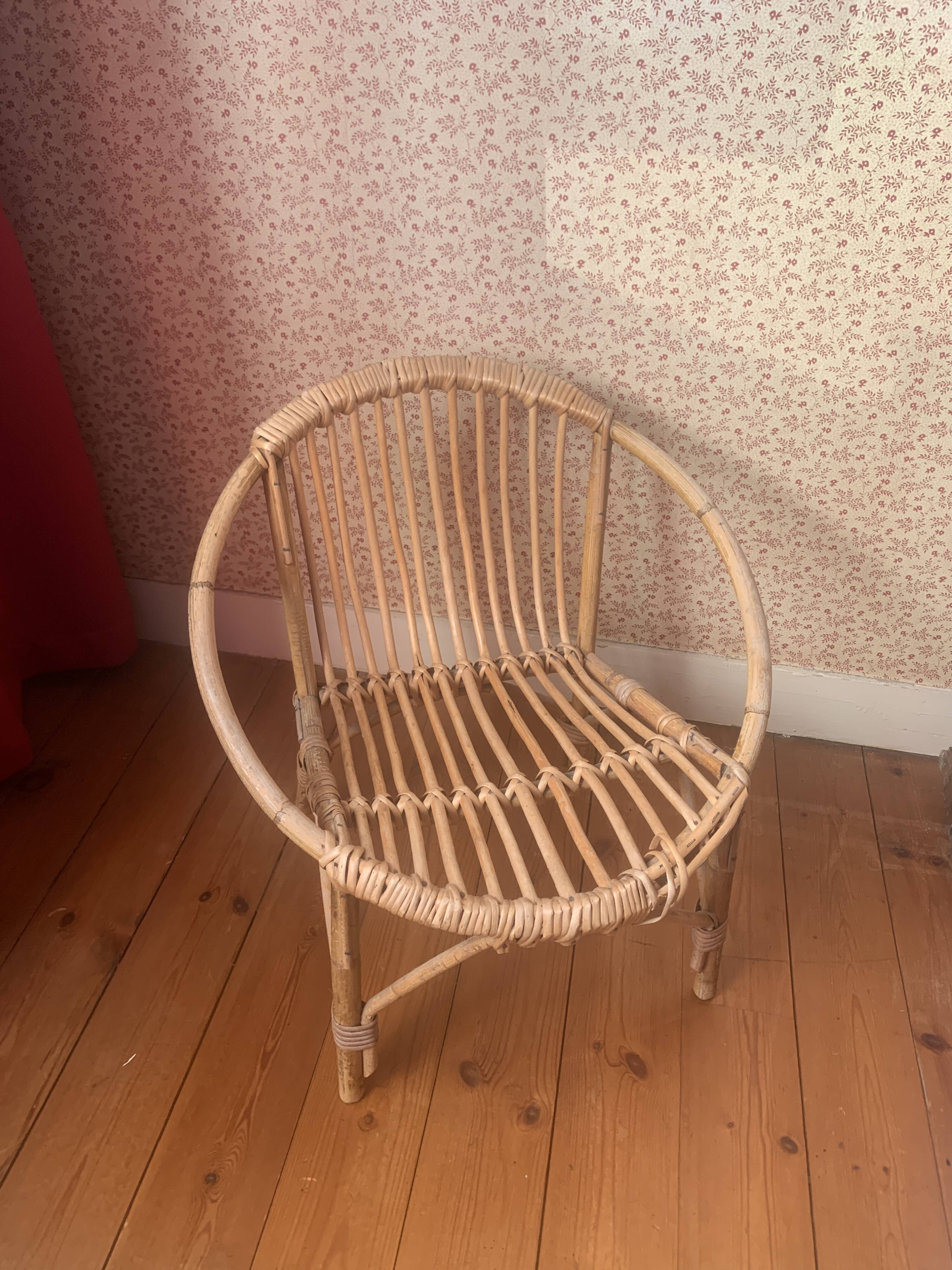 Vintage 1970s rattan children's chair