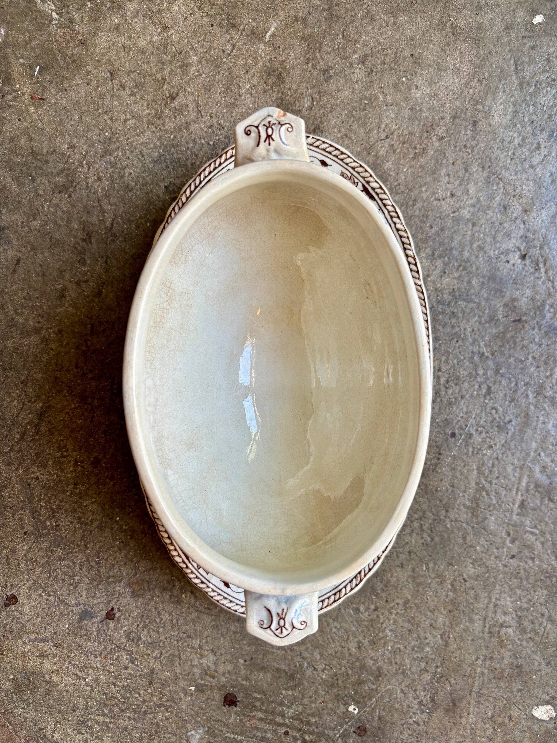 Jules Vieillard sauceboat - Bordeaux in iron earth, "Louis XV" service