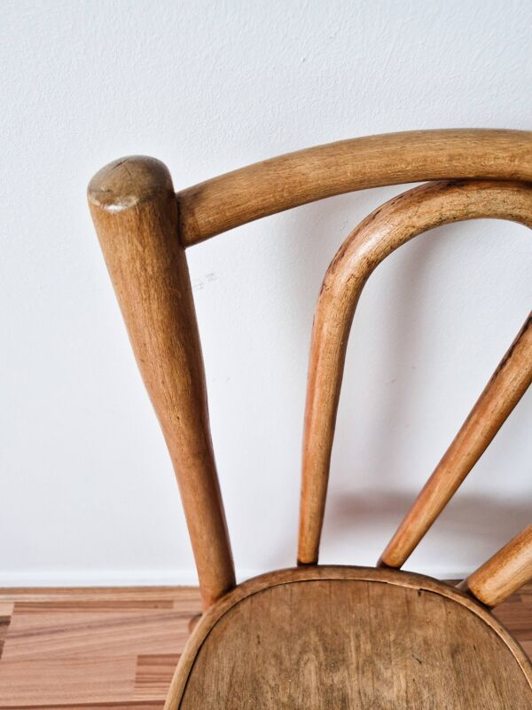 Chaise de bistrot en bois tourné , Fischel