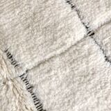 Moroccan Berber carpet beni ouarain ecru with black patterns engraved 298x202cm