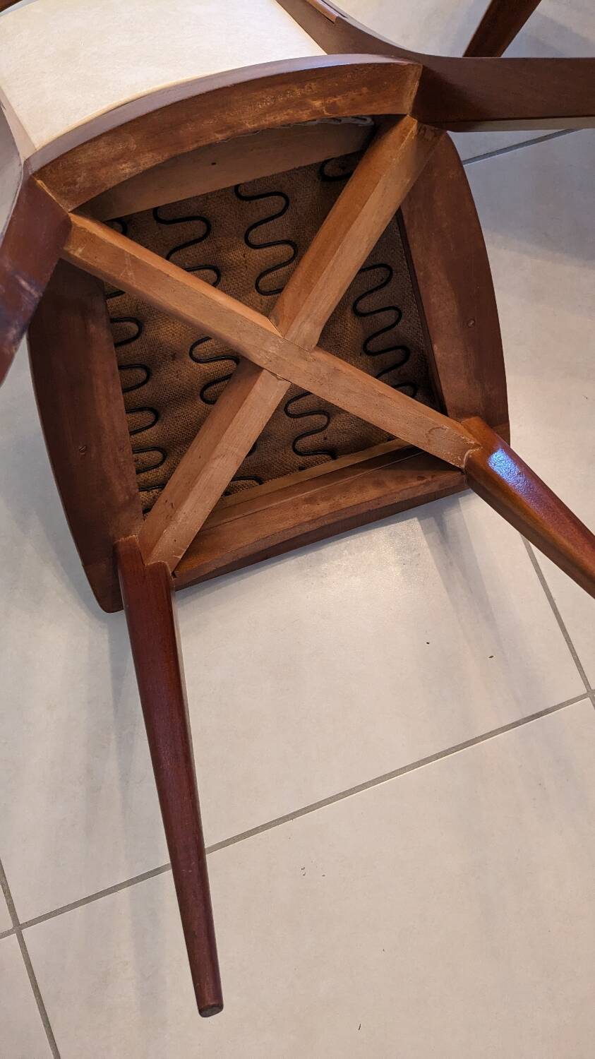 Vintage compass and leatherette chairs