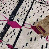 Handmade Moroccan Berber rug 284 x 176 CM