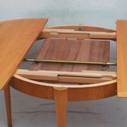 1960s round diningtable in cherrywood from LÜBKE