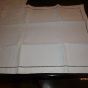 ensemble  nappe lin  et 12 serviettes tables  lin brodees anciennes