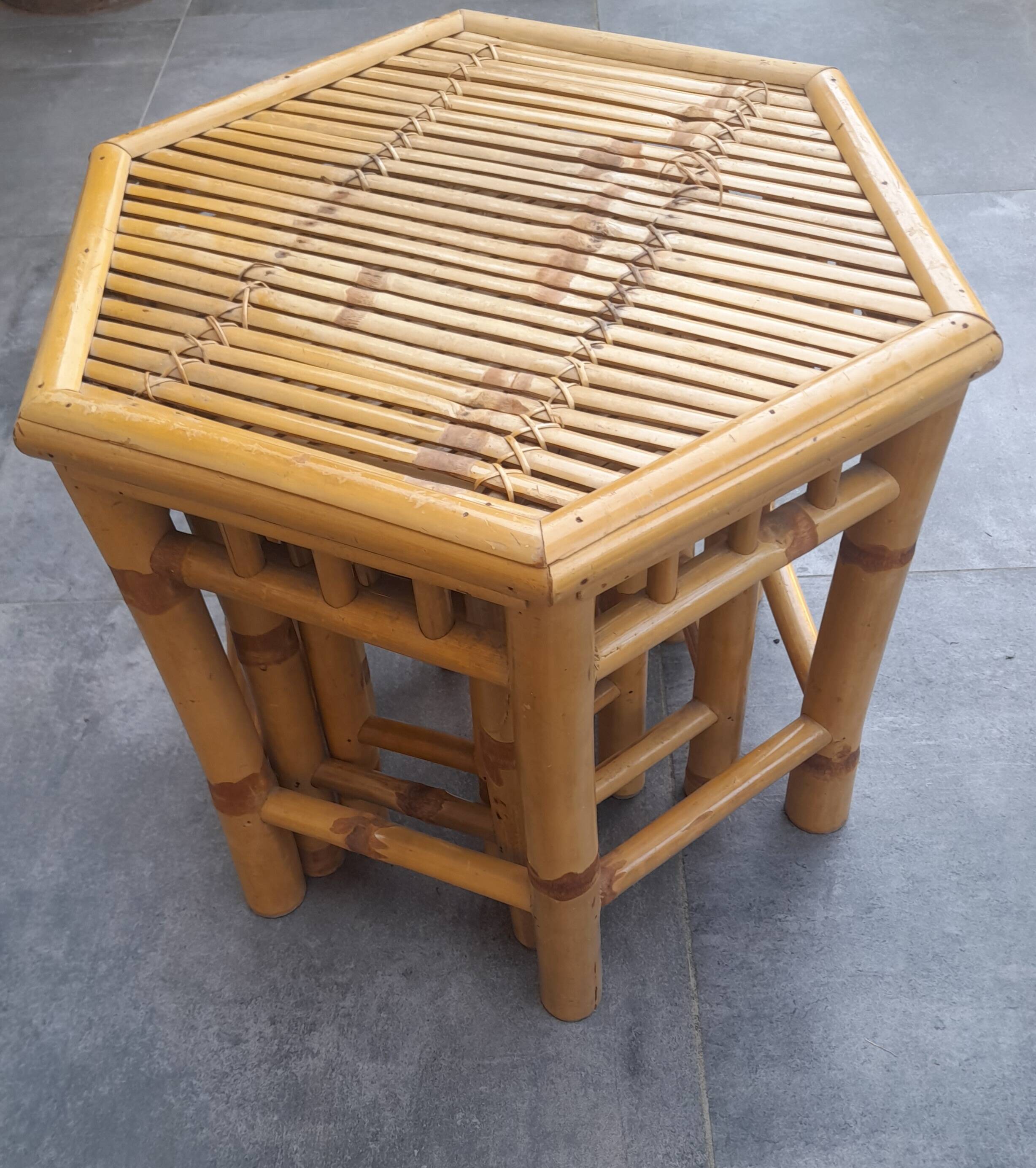 Ensemble de 3 tables gigognes vintage en bambou 70's