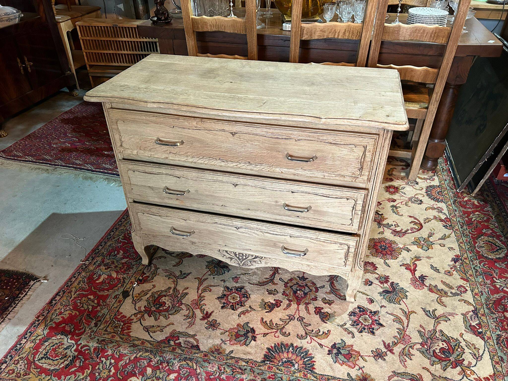 Stripped oak chest of drawers