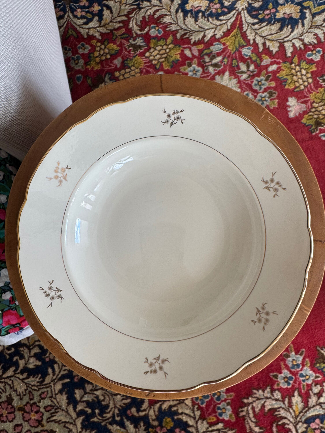 Set of 7 antique deep plates Villeroy & Boch – Mettlach