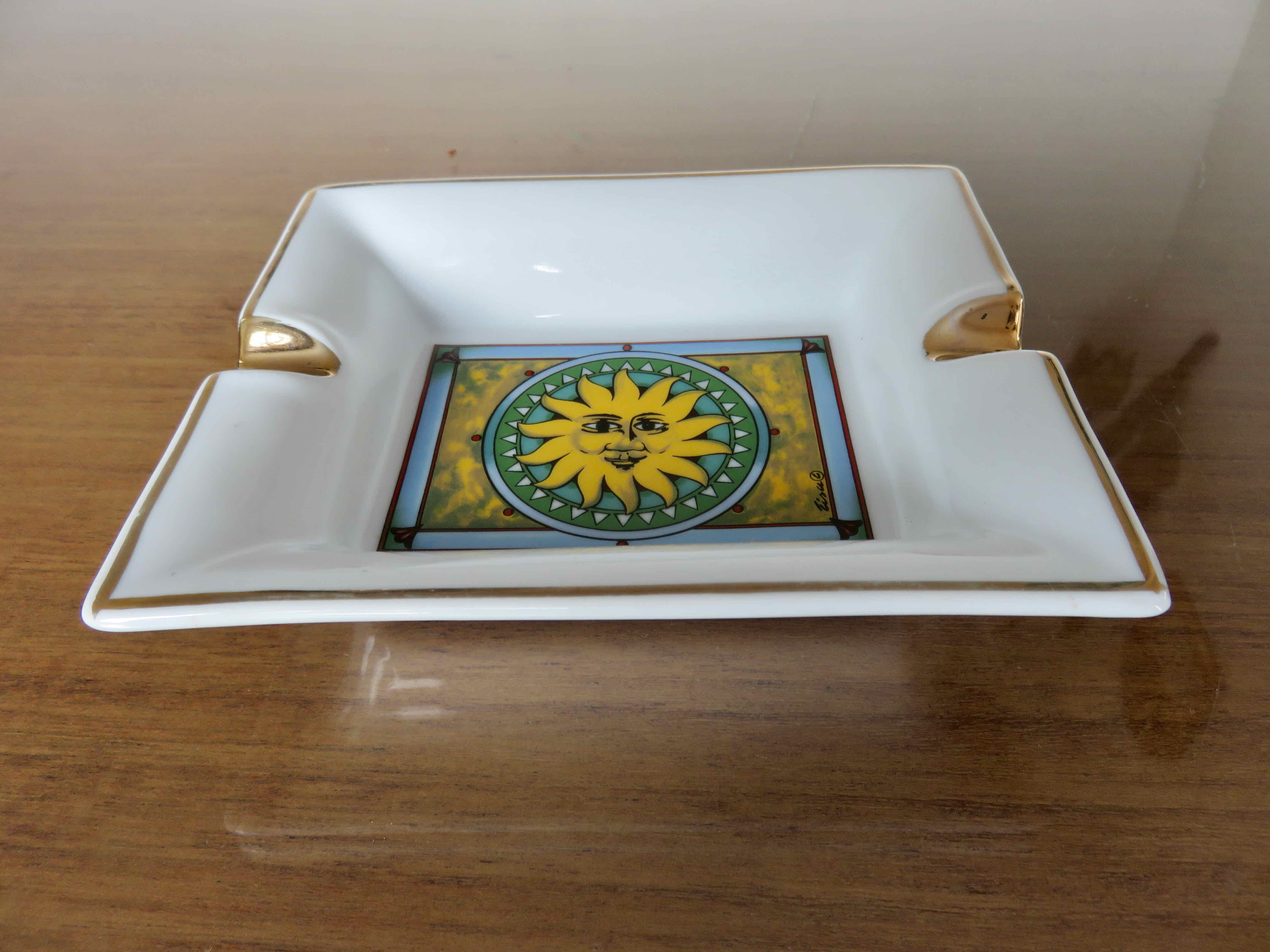 Ashtray "sun" porcelain 80s