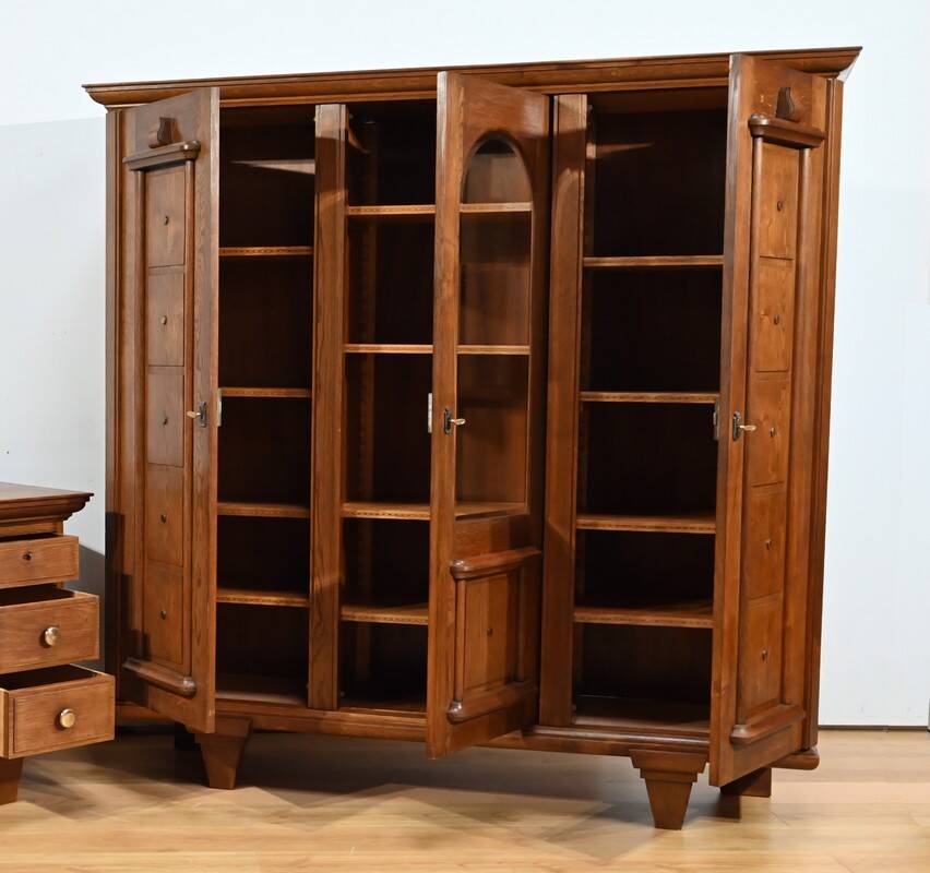 Oak bookcase, Art Deco period – 1940
