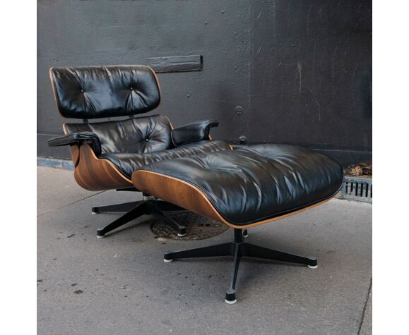 Lounge Chair Black by Charles & Ray Eames - Vitra