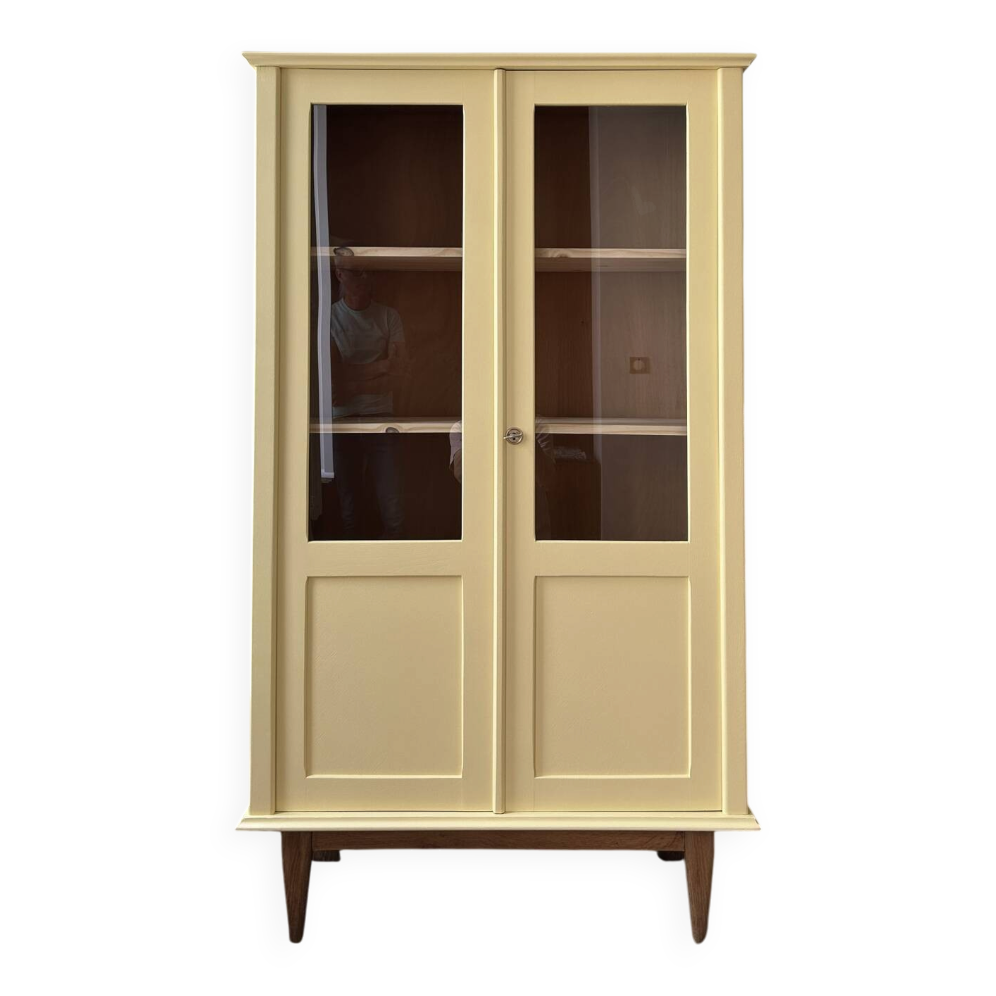 Armoire vitrée rénovée 