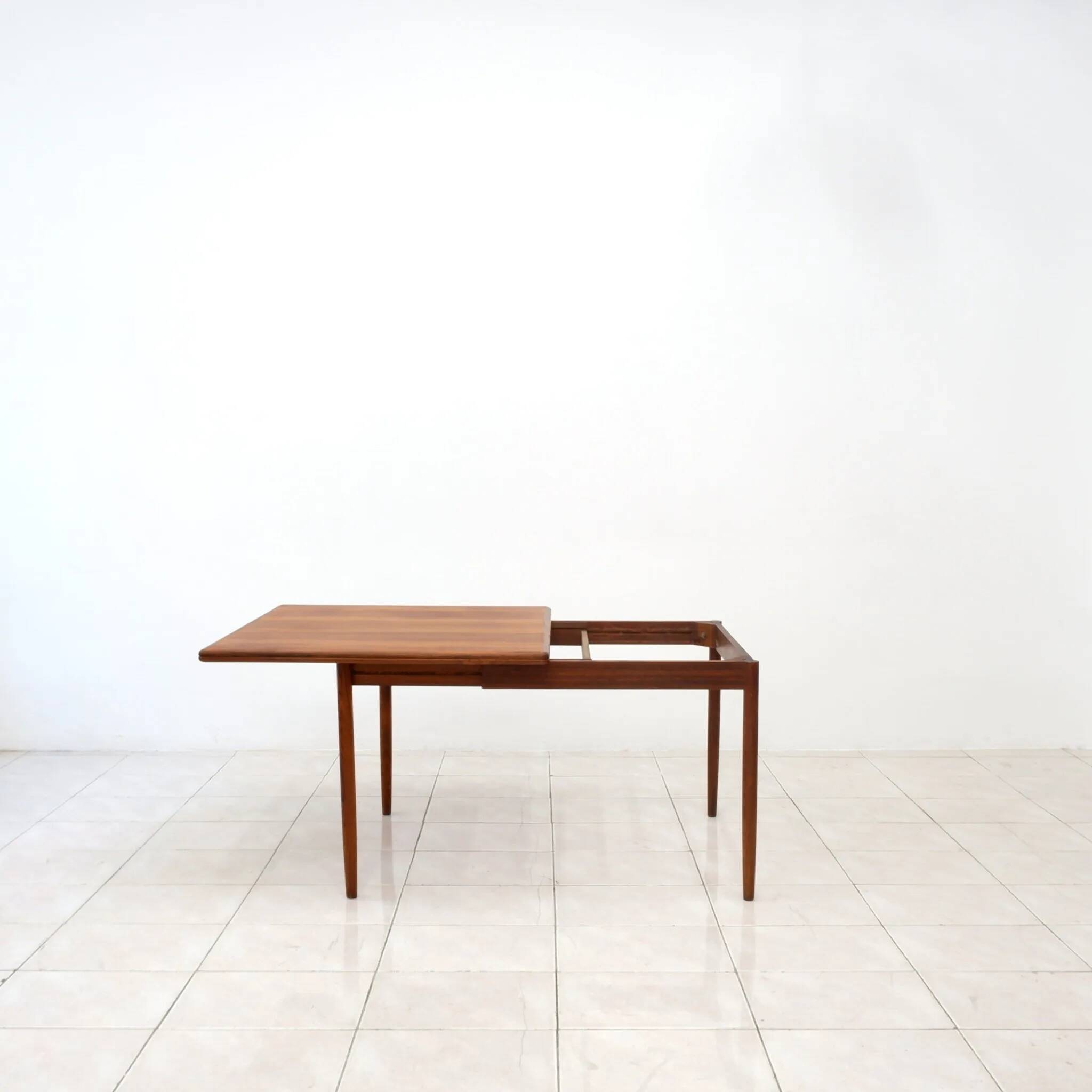 Kurt Ostervig, table à manger en palissandre « Flip Flop »