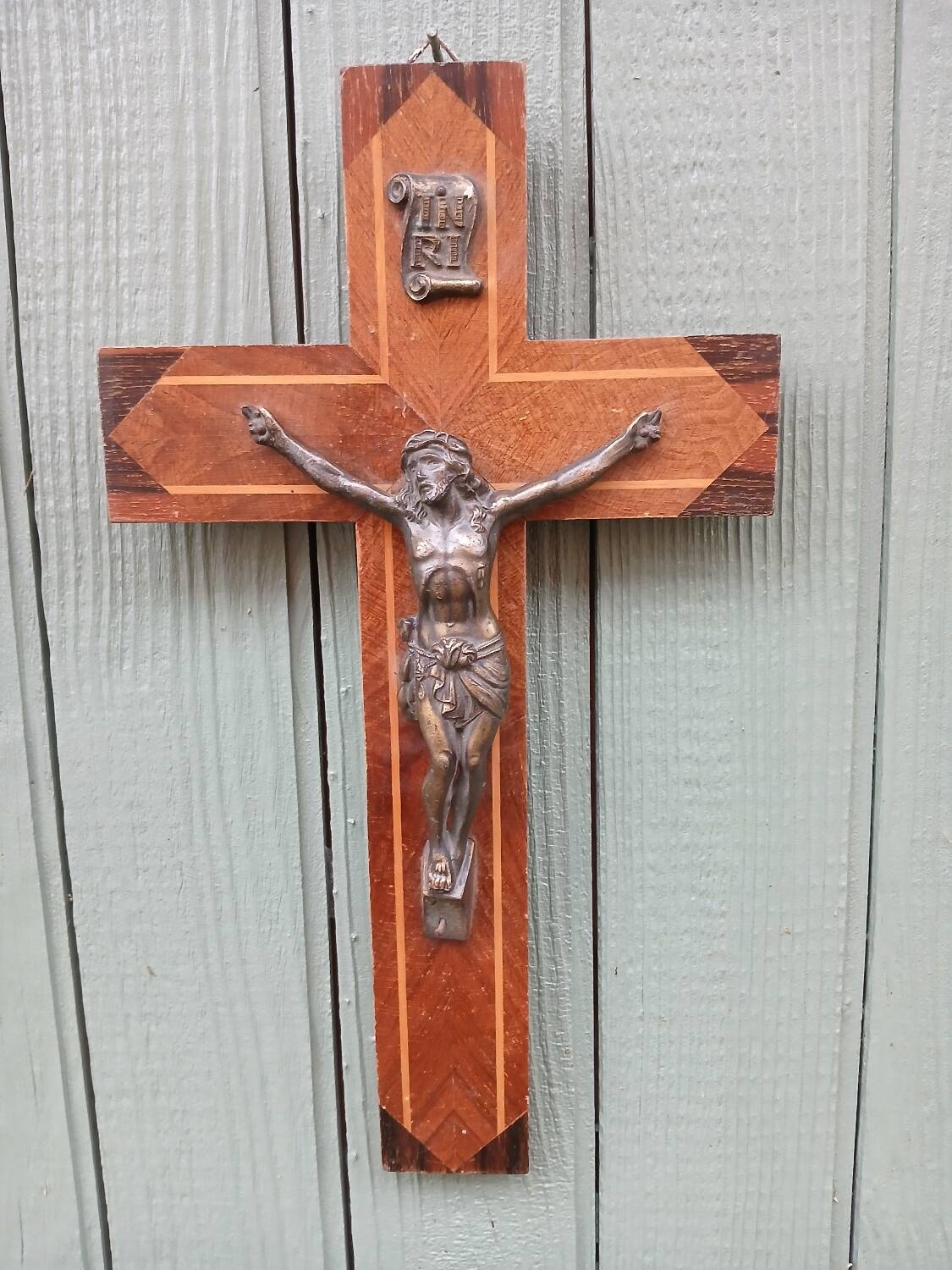 2 ancient crucifixes