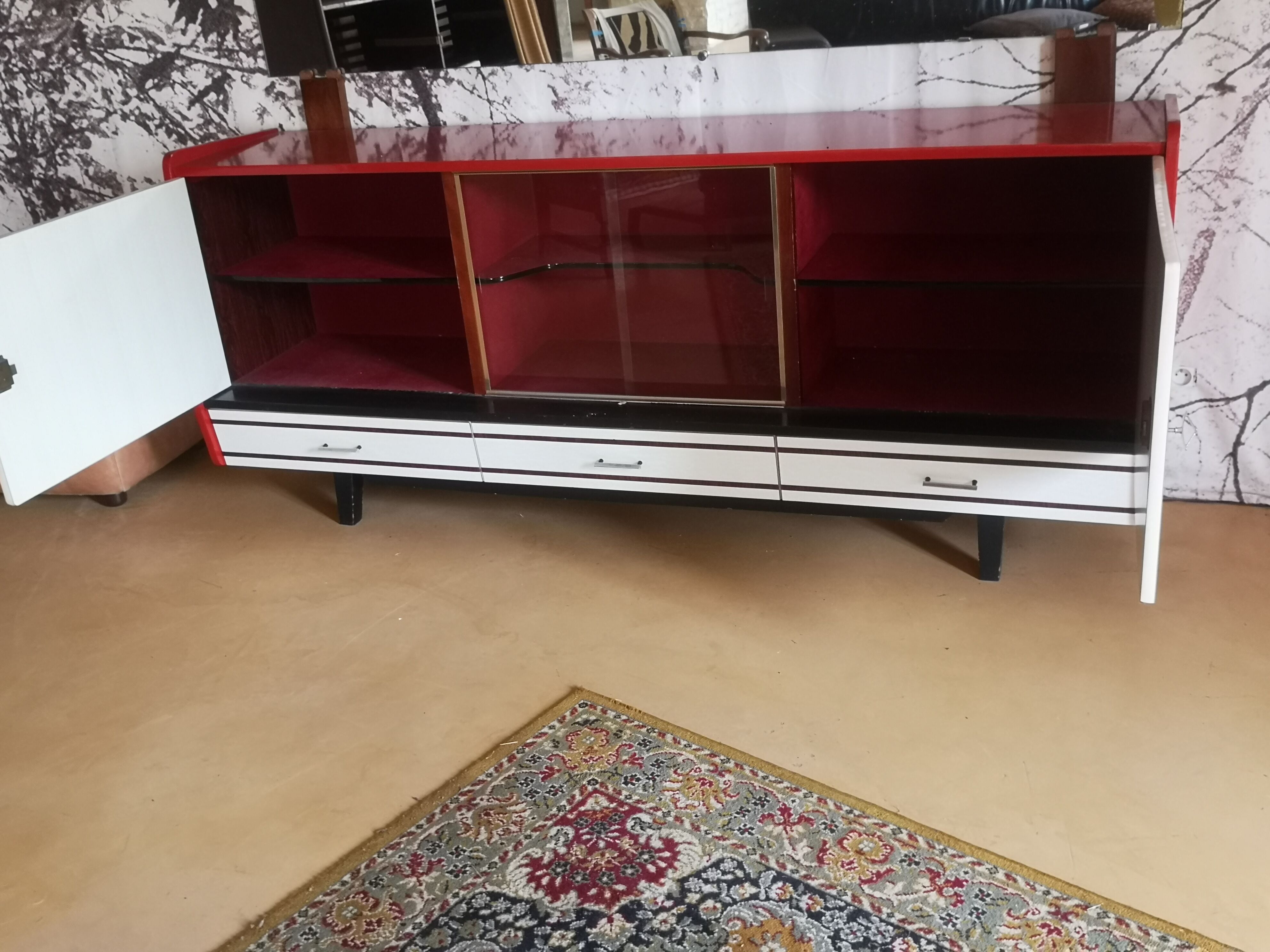 Vintage enfilade