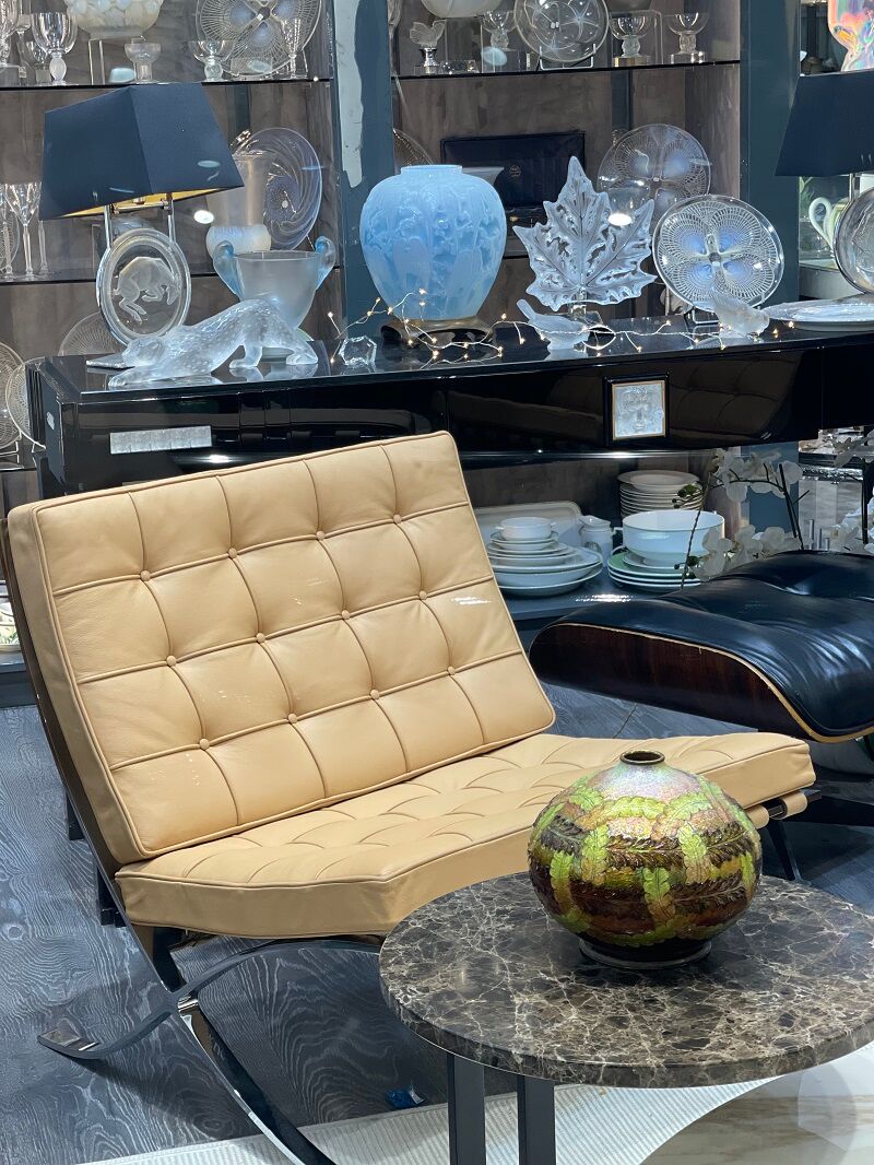 Knoll, pair of Barcelona easy chairs