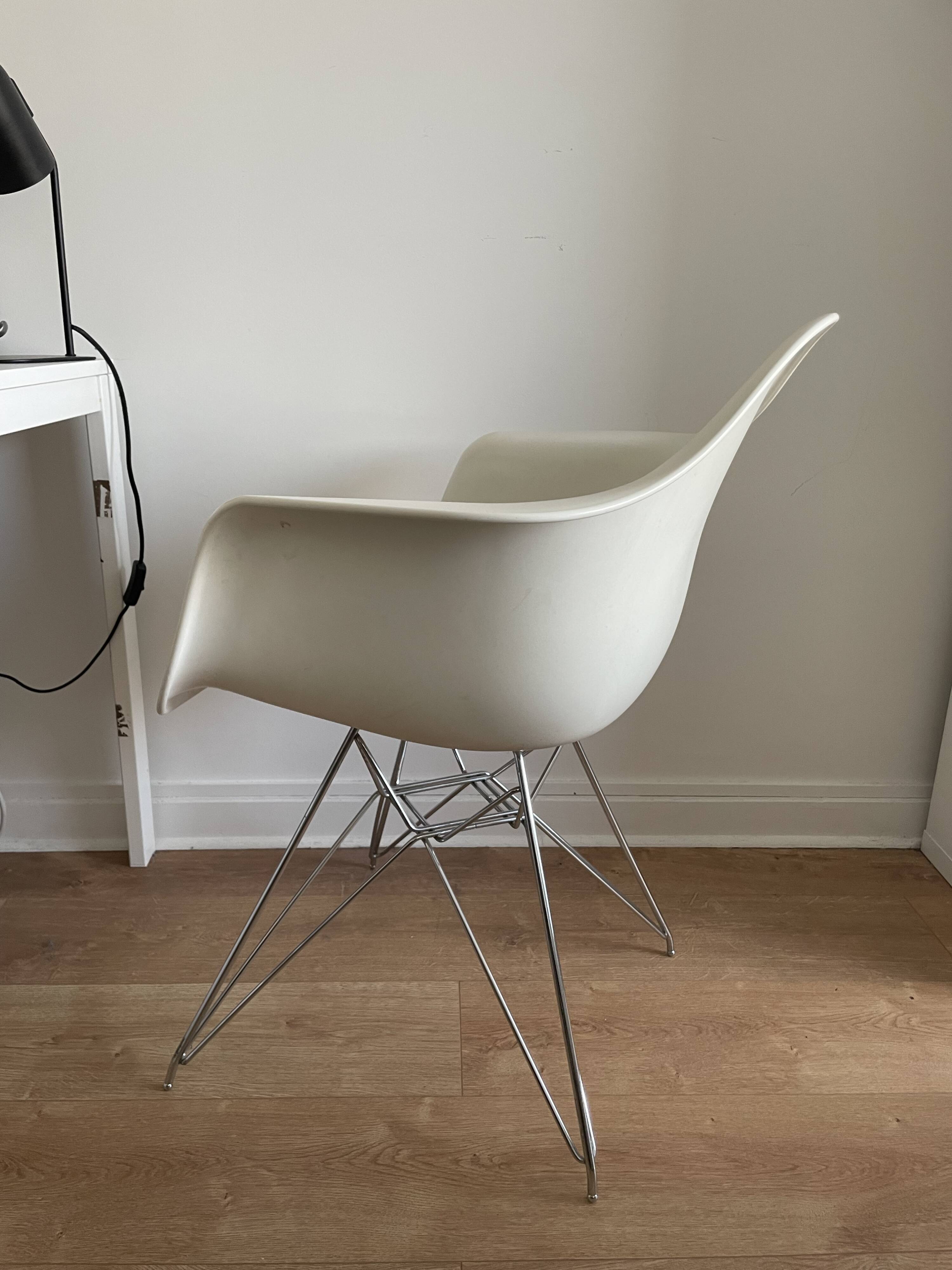 DAR armchair by Charles & Ray Eames for Vitra