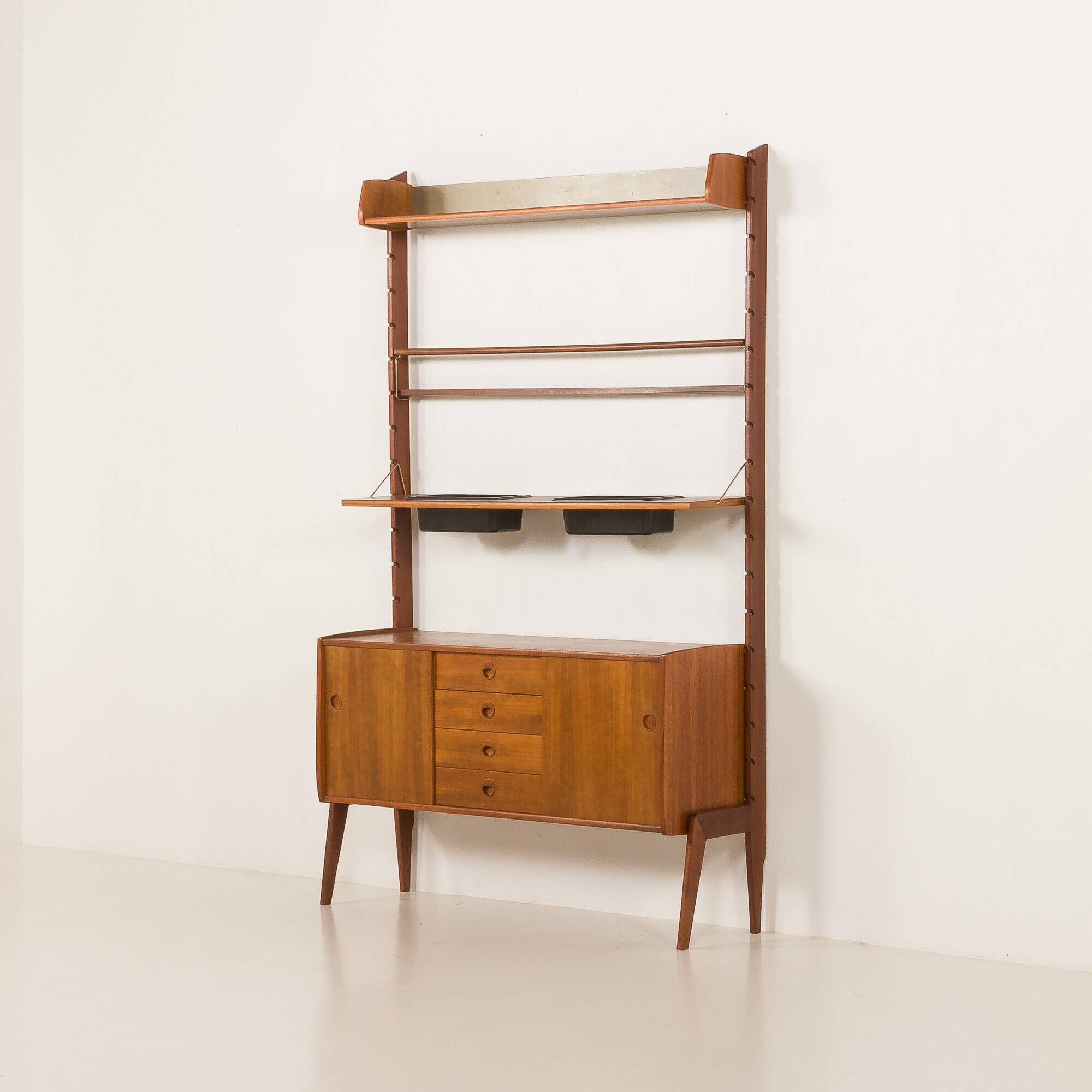Ergo wall unit with a planter by John Texmon, Norway 1960s