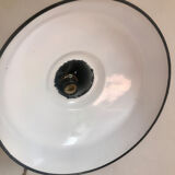 Suspension enamelled khaki lampshade