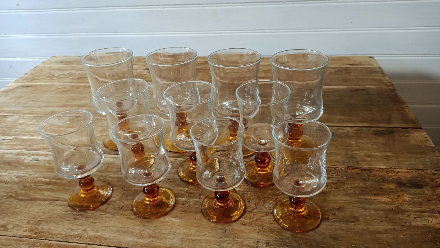 8 amber foot glasses