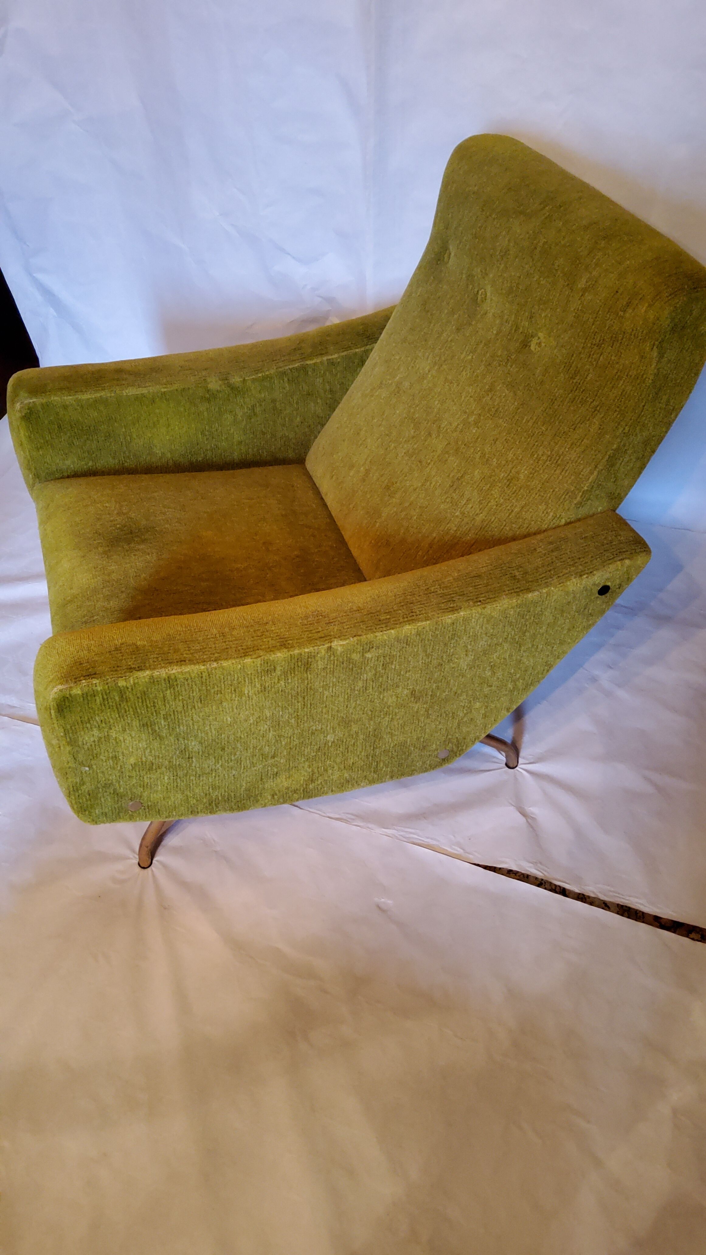 Armchair model "galleon", design Gilbert Steiner, edited by Steiner, 60