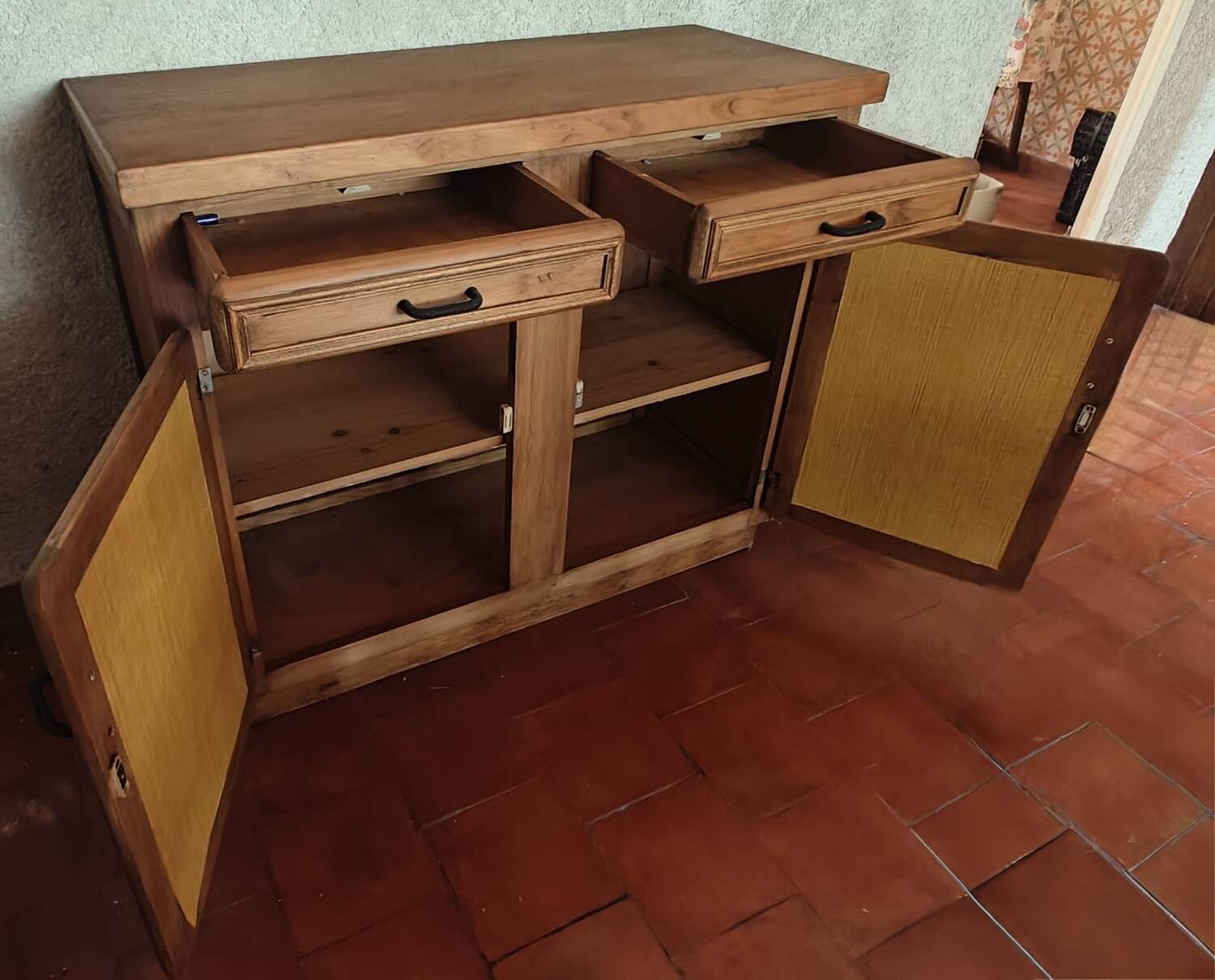 Solid wood sideboard