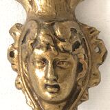 Figurative decoration in metal