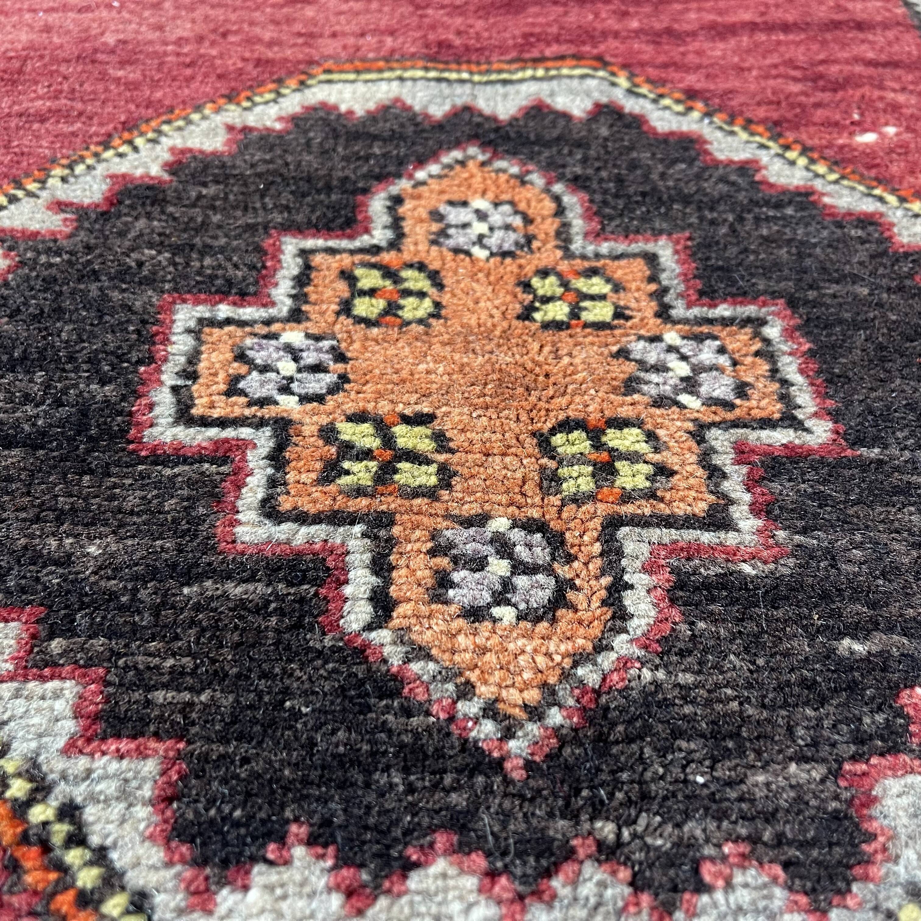 Vintage turkish pastel rug ,  97 x 52 cm