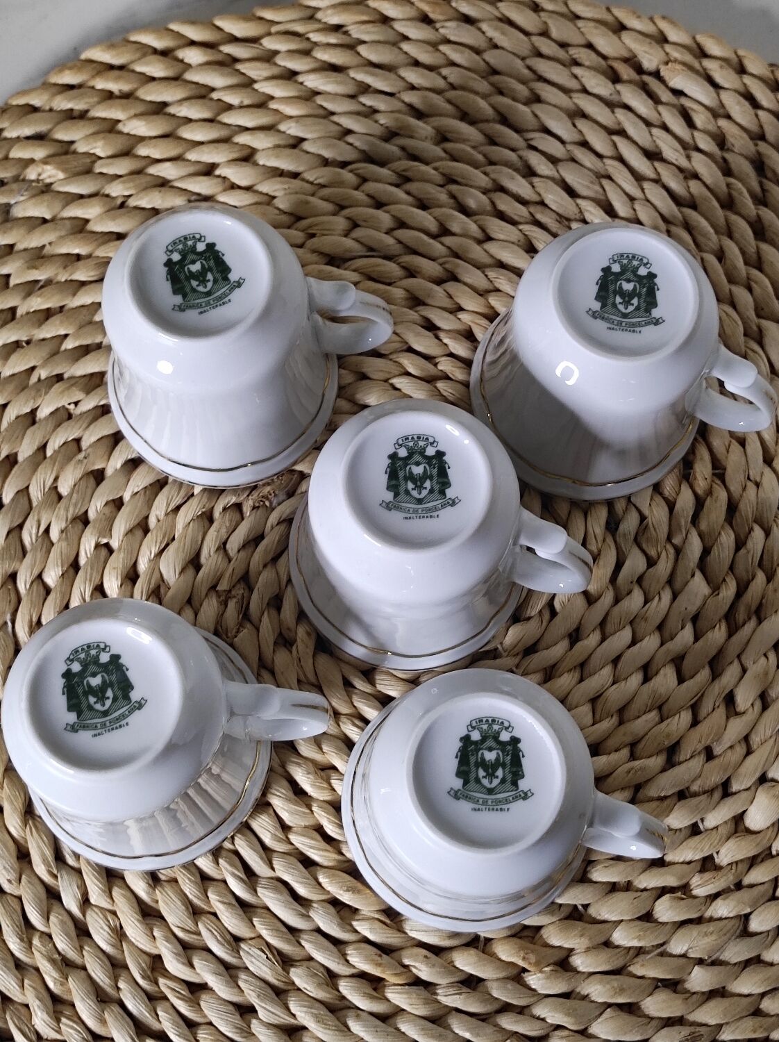 Irabia porcelain coffee cup