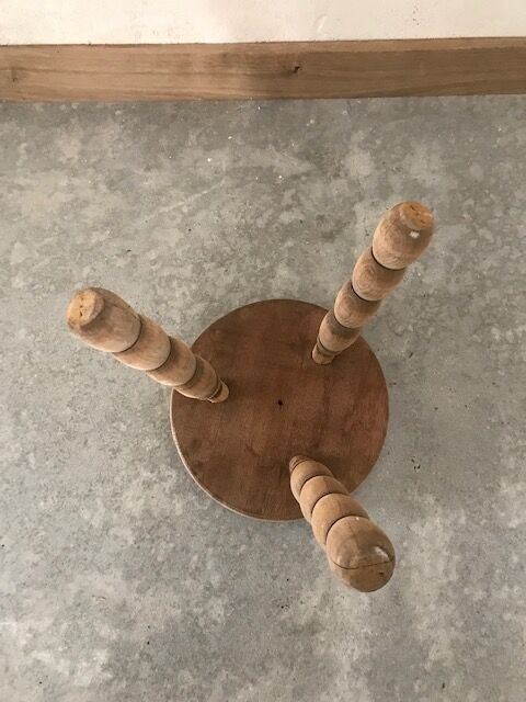 Raw tripod stool