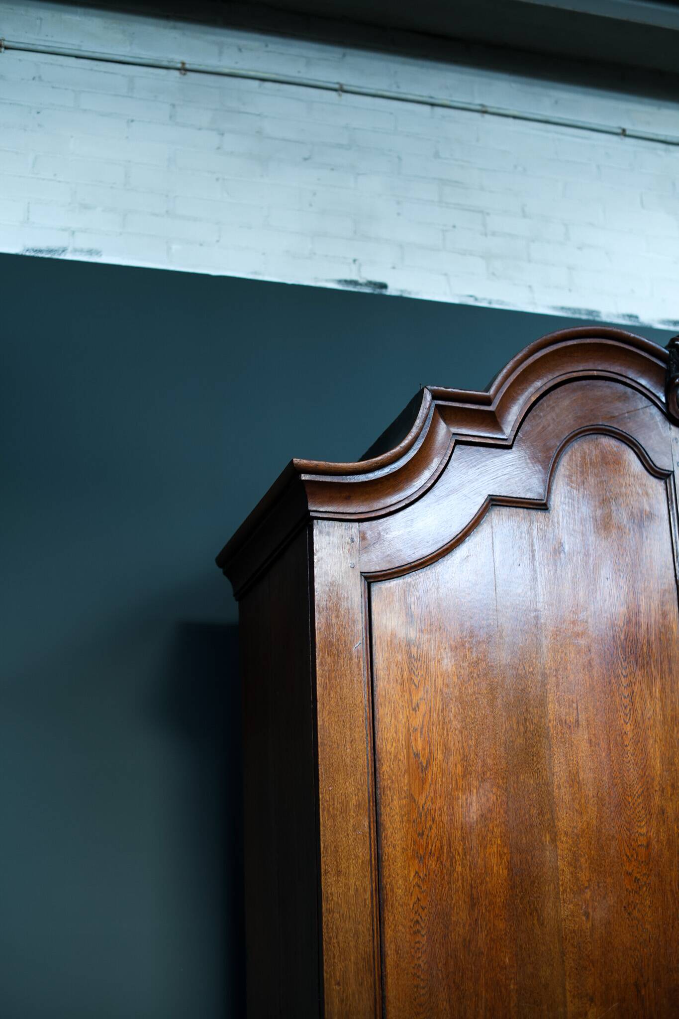 Bombe armoire hollandaise xviiie siècle