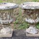 Paire anciens vases Médicis en pierre