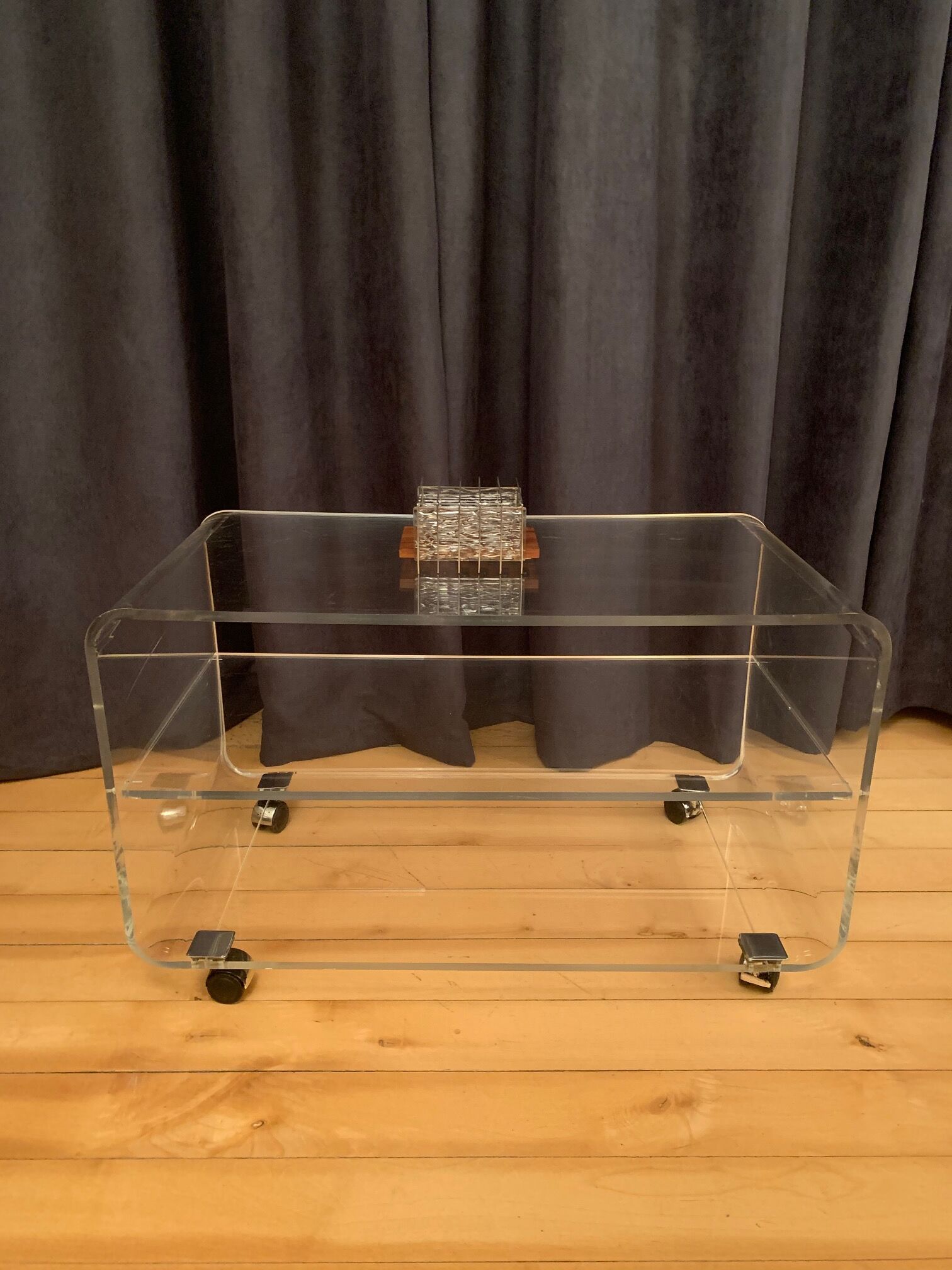 Lucite coffee table 70s
