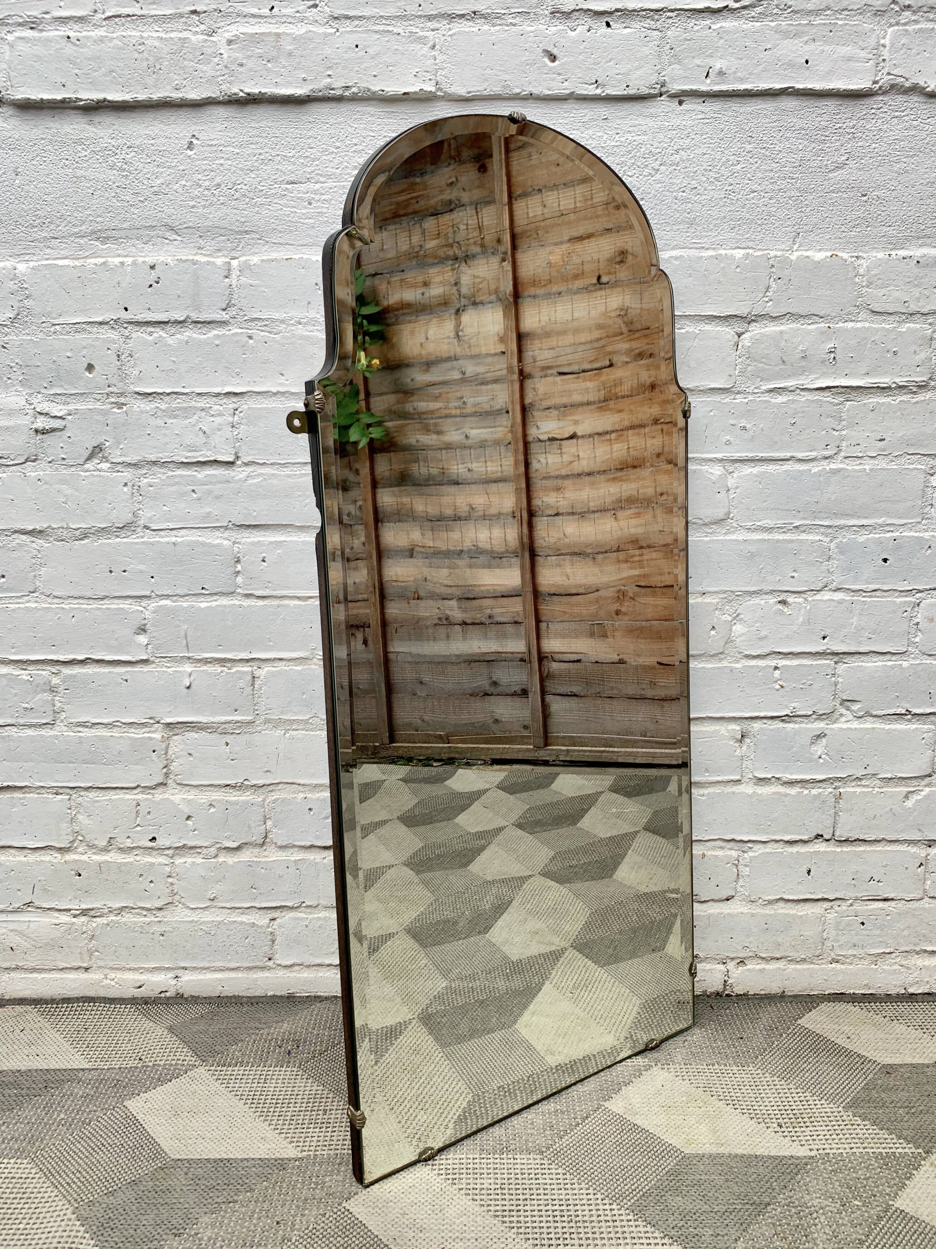Wall mirror queen anne style
