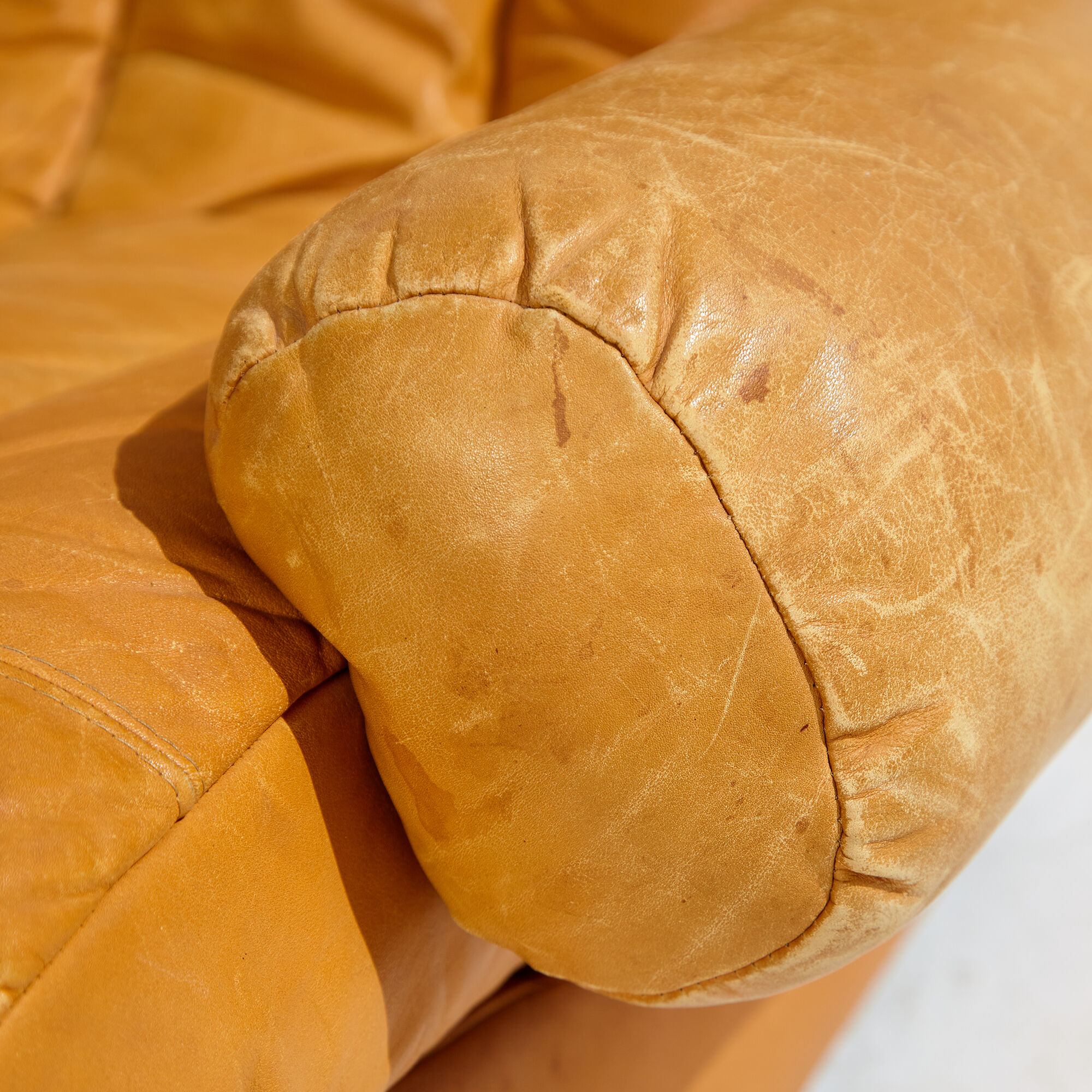 Modular leather sofa set