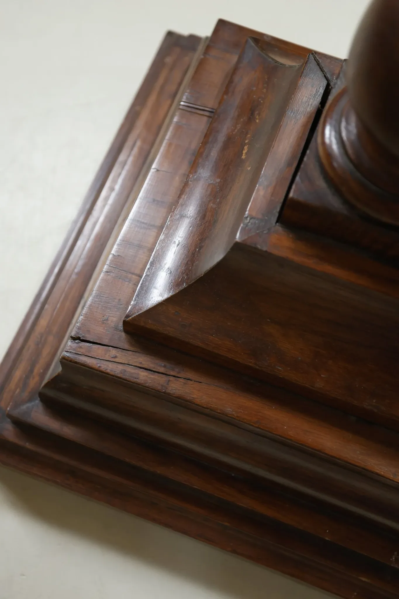 Antique oak barley twist pedestal / plant stand – 109 cm height