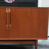 Enfilade Mcintosh teak of the 1960s