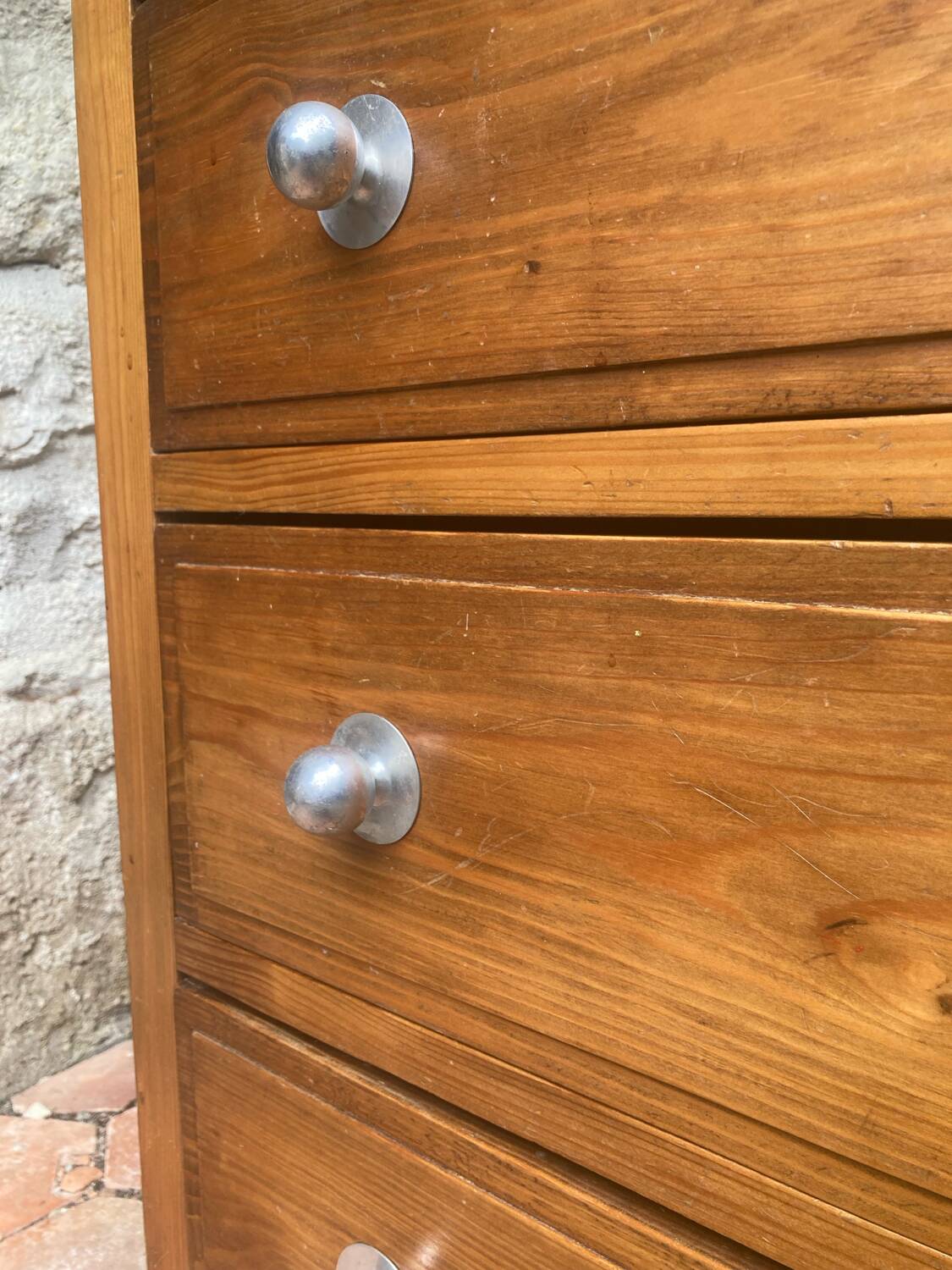 Vintage pine chest of drawers