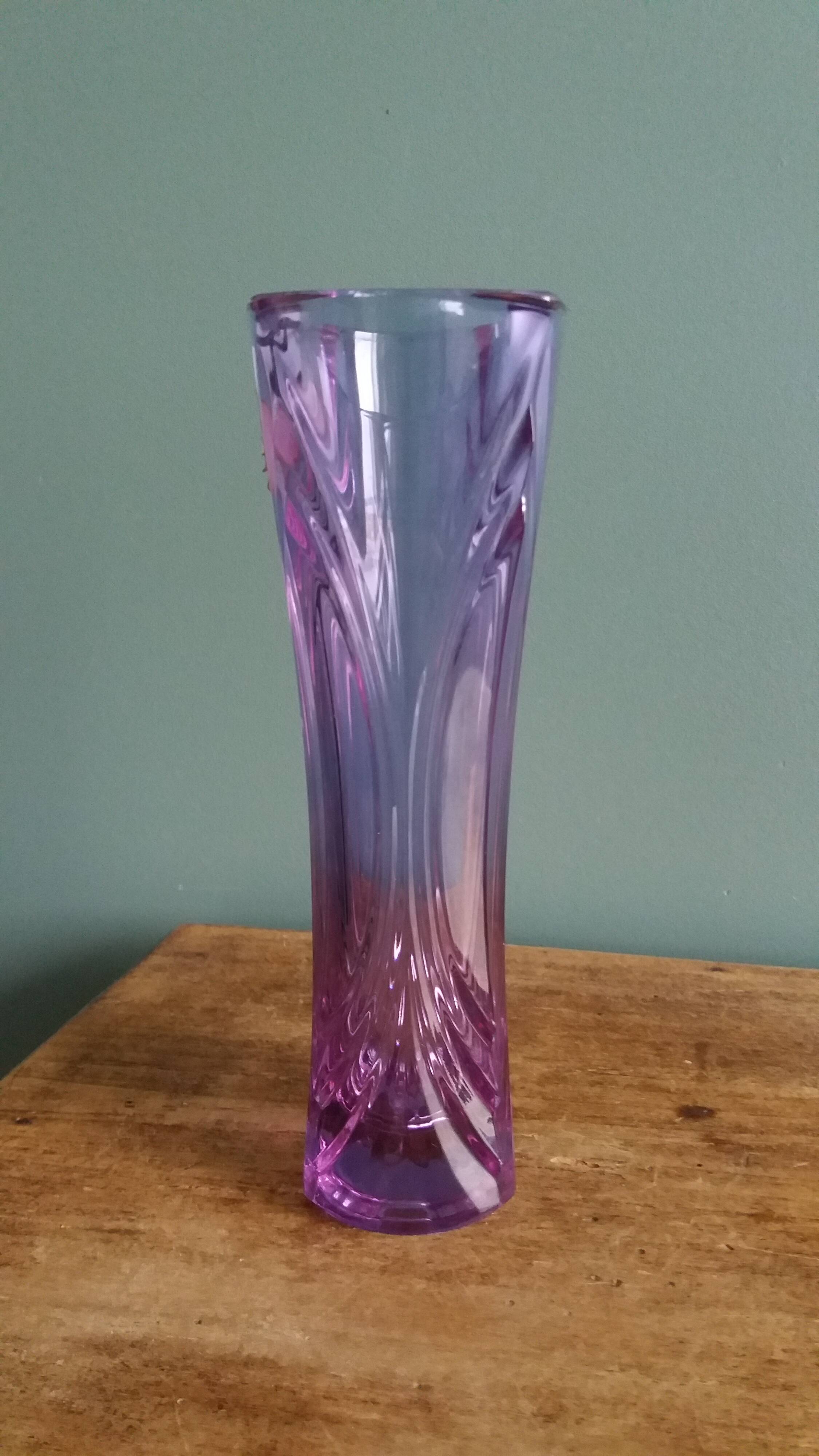 Violet mauve cut crystal soliflore vase, Cristal d’Arques